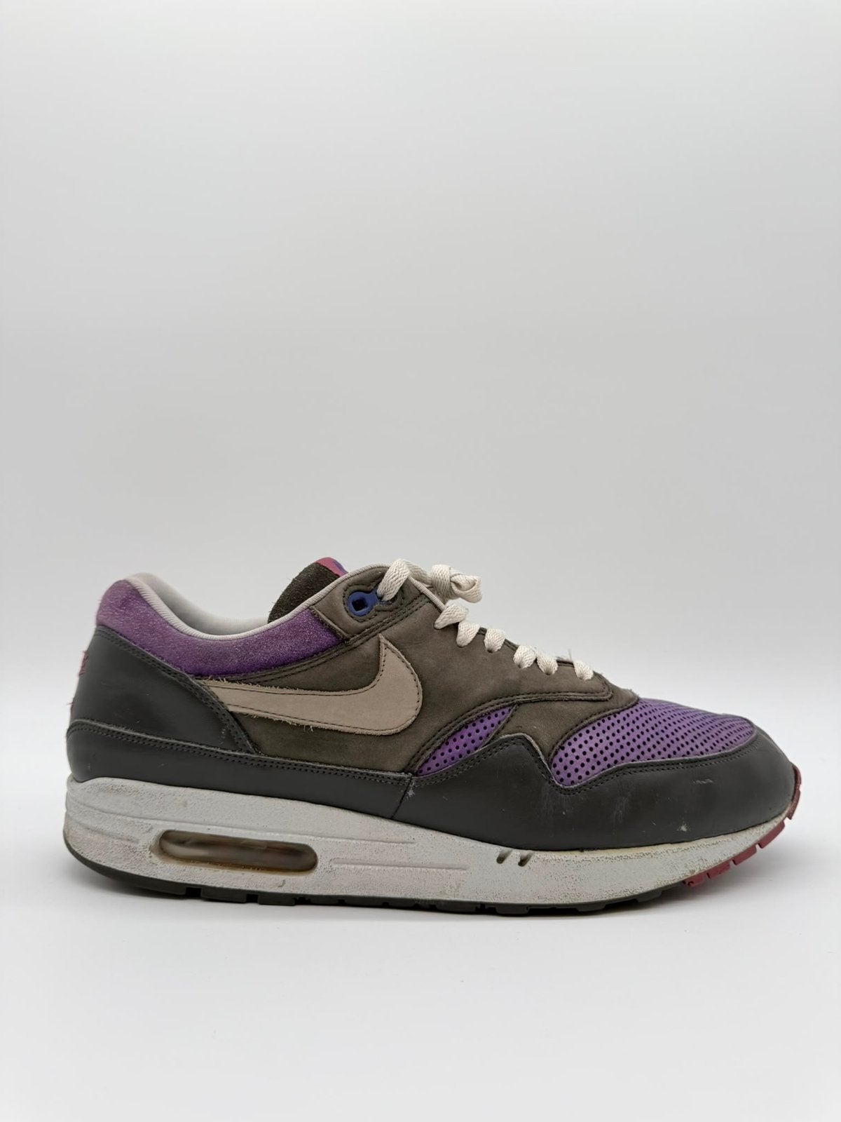 Nike Air Max 1 Premium Varsity Purple - Maat 44,5, Kleding | Heren, Schoenen, Overige kleuren, ., Ophalen of Verzenden, Sneakers of Gympen