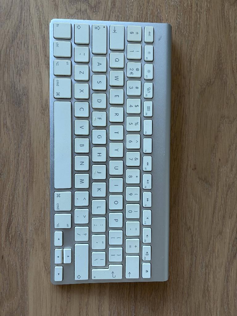 Apple toetsenbord, Computers en Software, Toetsenborden, Ophalen, Gebruikt, Draadloos, Qwerty