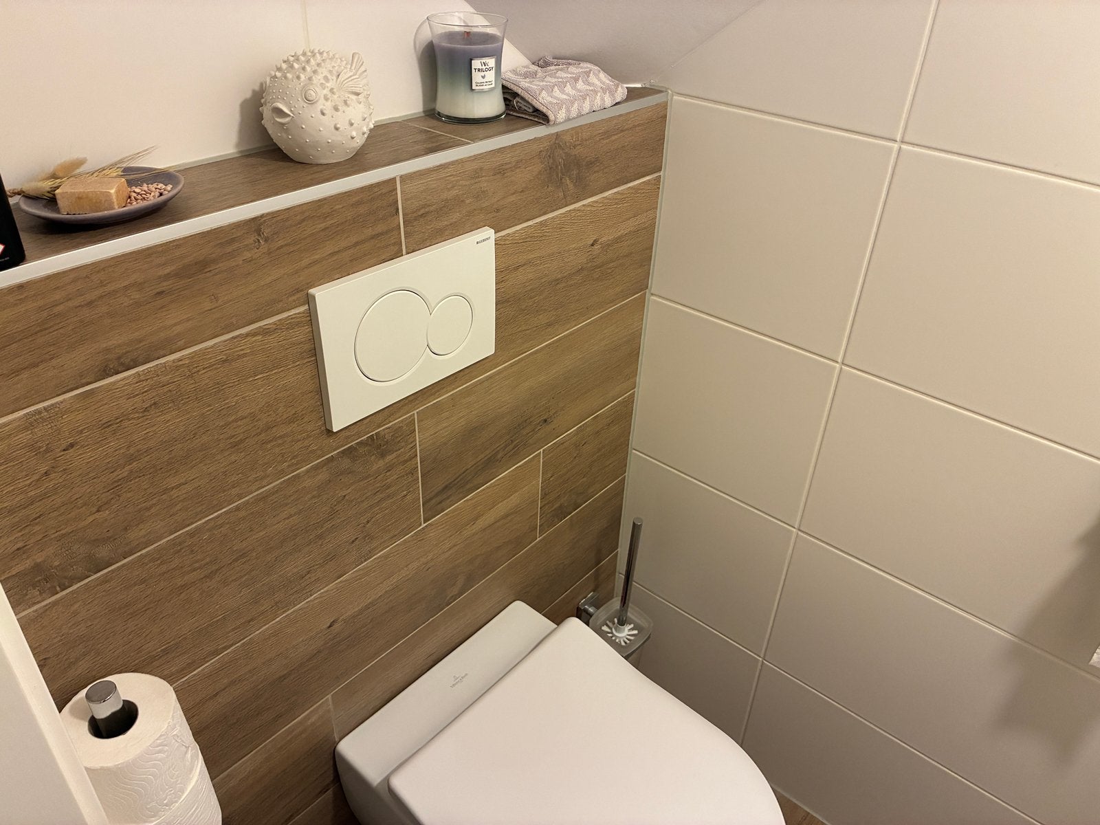 Houtlook en witte wandtegels te koop, Ophalen, 60 cm of meer, Nieuw, Minder dan 5 m²