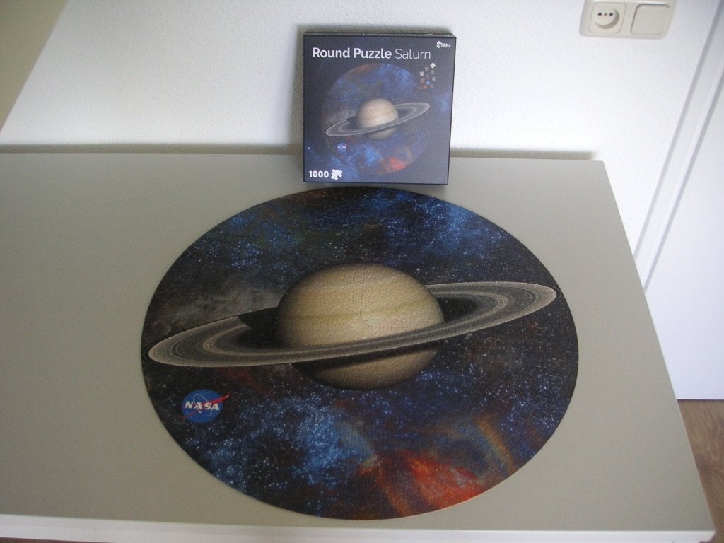 Legpuzzel (Saturn) 1000 st. compleet zgan., Ophalen, 500 t/m 1500 stukjes, Zo goed als nieuw, Legpuzzel