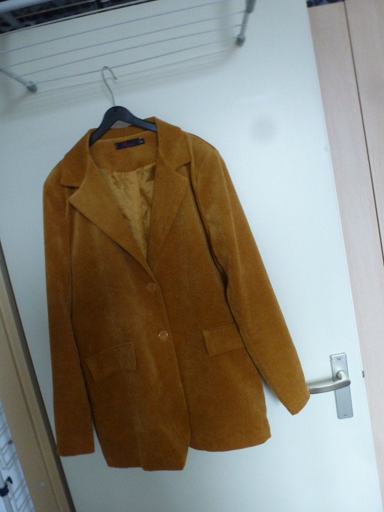 NIEUW  jasje SAVINNI rib okergeel 44 -GRATIS zend, Kleding | Dames, Verzenden, Geel, Maat 42/44 (L), Nieuw