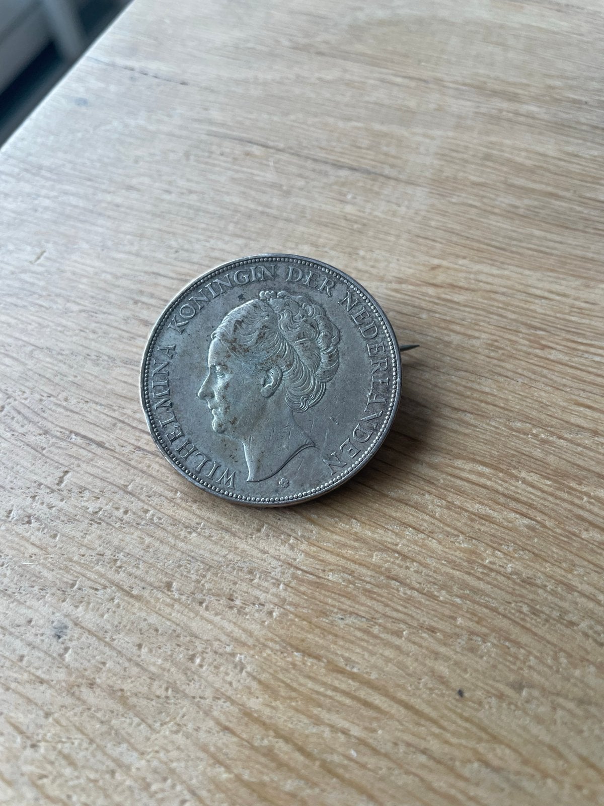 Broche 2,5 gulden 1931 - Symbool van vaderlandsliefde, Postzegels en Munten, Ophalen of Verzenden