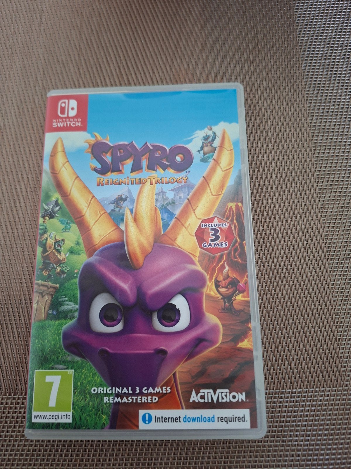 Spyro Reignited Trilogy - Nintendo Switch, Ophalen, Met games, Zo goed als nieuw, Switch Original