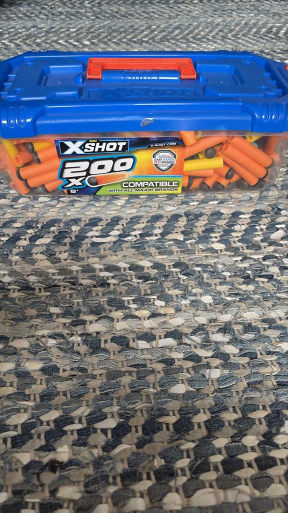 X-Shot 200 Darts Navulling in Opbergdoos, Kinderen en Baby's, Speelgoed | Buiten | Actiespeelgoed, Zo goed als nieuw, Ophalen