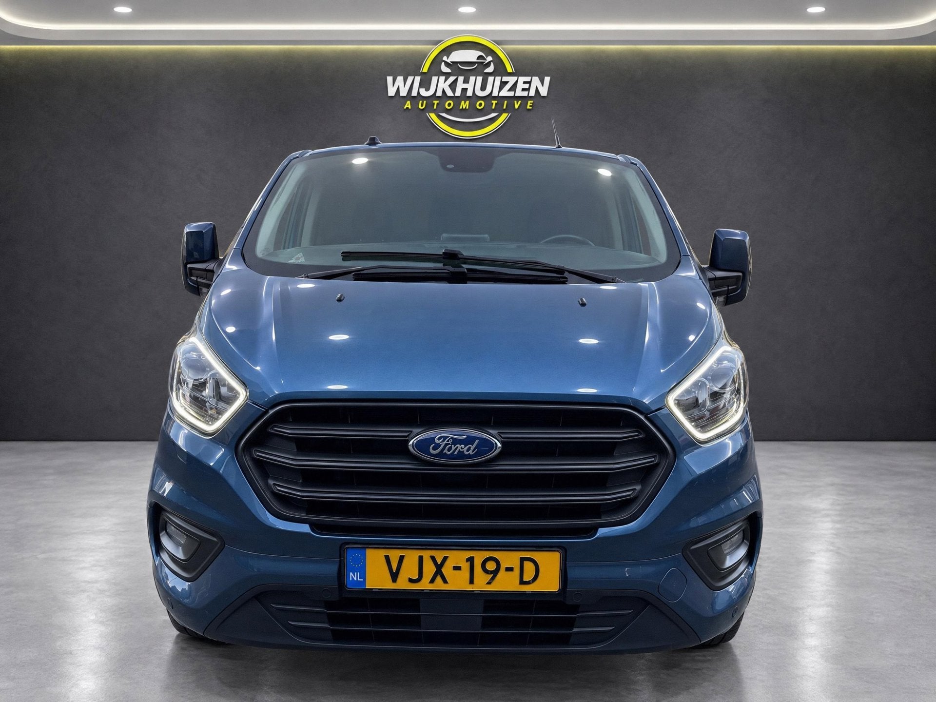 Ford Transit Custom 280 2.0 TDCI L1H1 Trend L1H1 Trend met L, Voorwielaandrijving, Dealer onderhouden, Stof, 4 cilinders