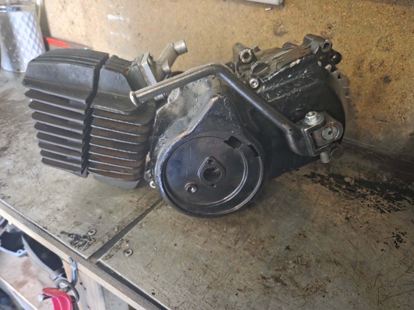 Tomos reparaties leiden, Ophalen