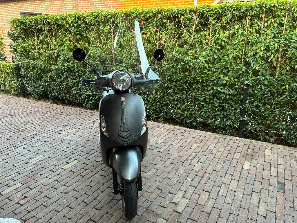 La Souris Vespelinie BJ 2018 inTopstaat KM2550 gereden €525, Fietsen en Brommers, Ophalen, 49 cc, Zo goed als nieuw, Maximaal 25 km/u
