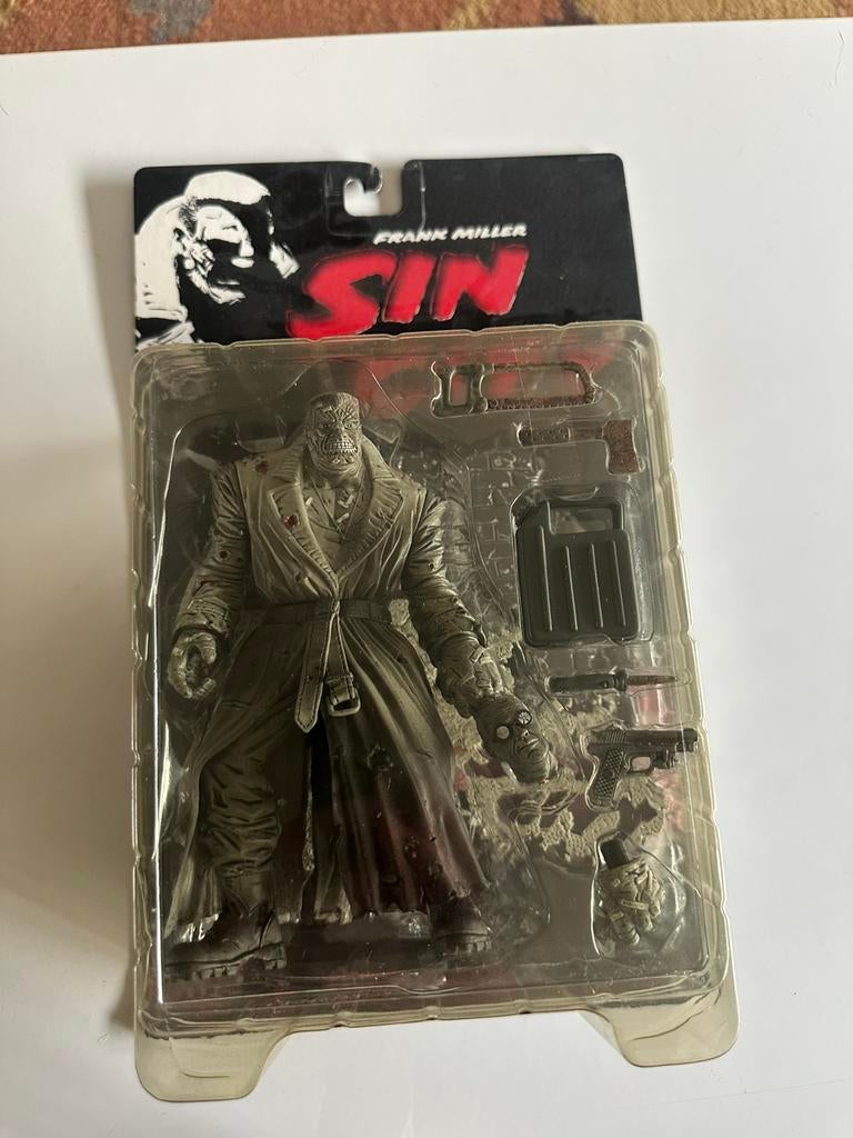 Sin City: Black & White Marv Comic Version Action Figure, Ophalen, Nieuw