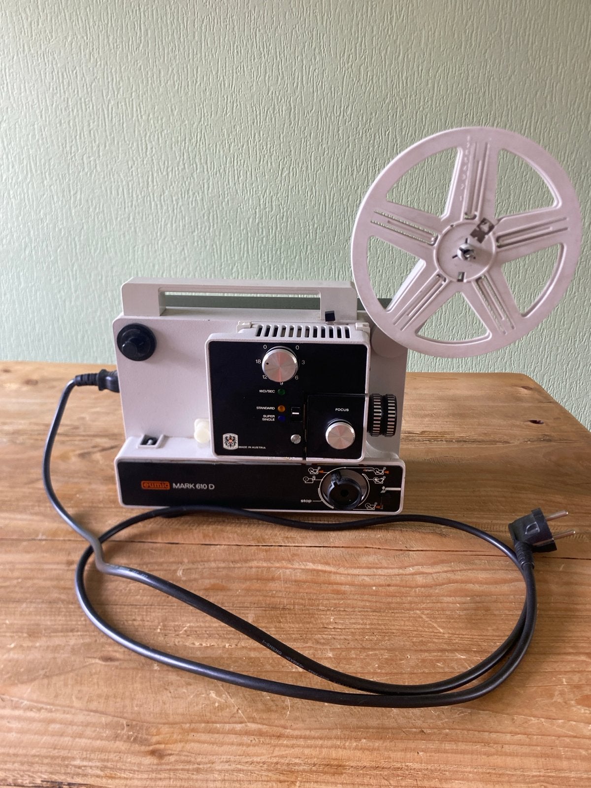 Eumig Mark 610 D Filmprojector - Vintage 8mm/Super 8, Audio, Tv en Foto, Filmrollen, Ophalen, Accessoire