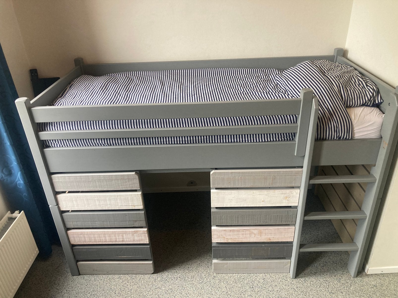 Jelle mix, hoogslaper, bed, kledingkast, bureau, kinderkamer, Ophalen, Gebruikt, Halfhoogslaper