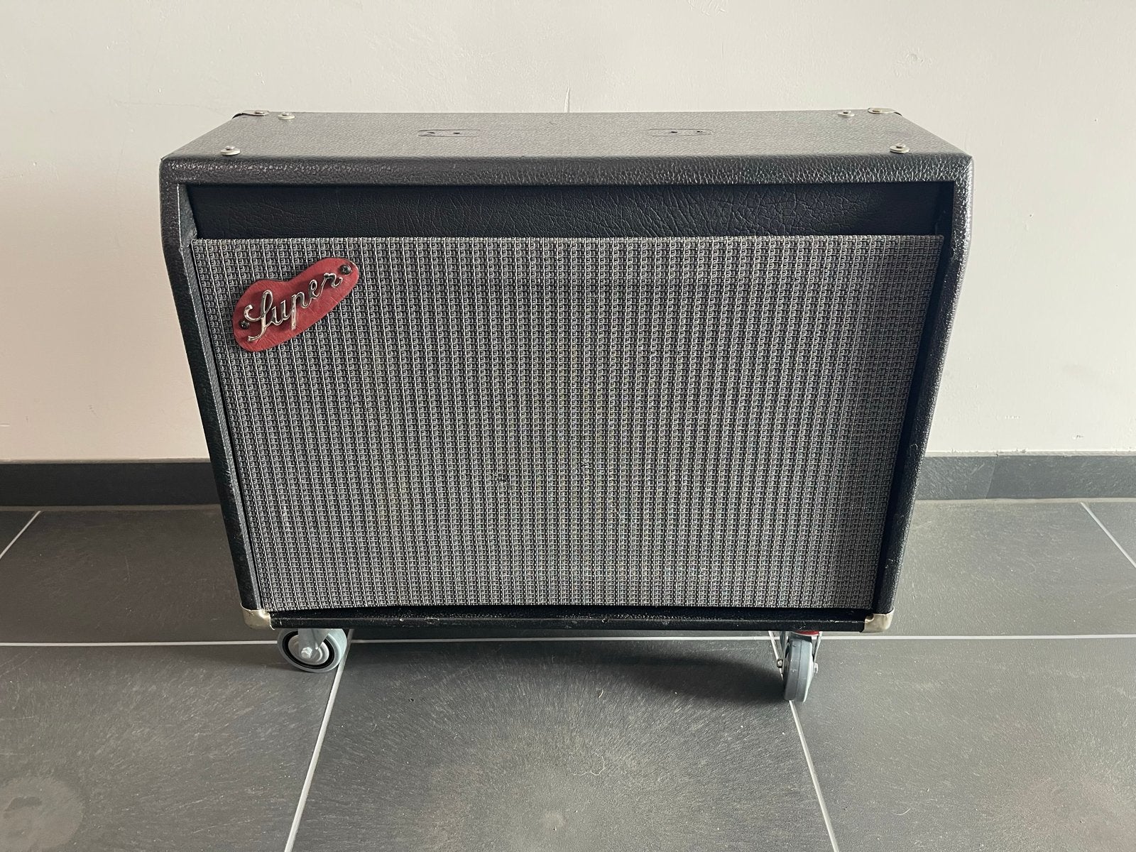 Originele Fender versterker kast met 2 top speakers, Muziek en Instrumenten, Versterkers | Bas en Gitaar, Ophalen, Zo goed als nieuw
