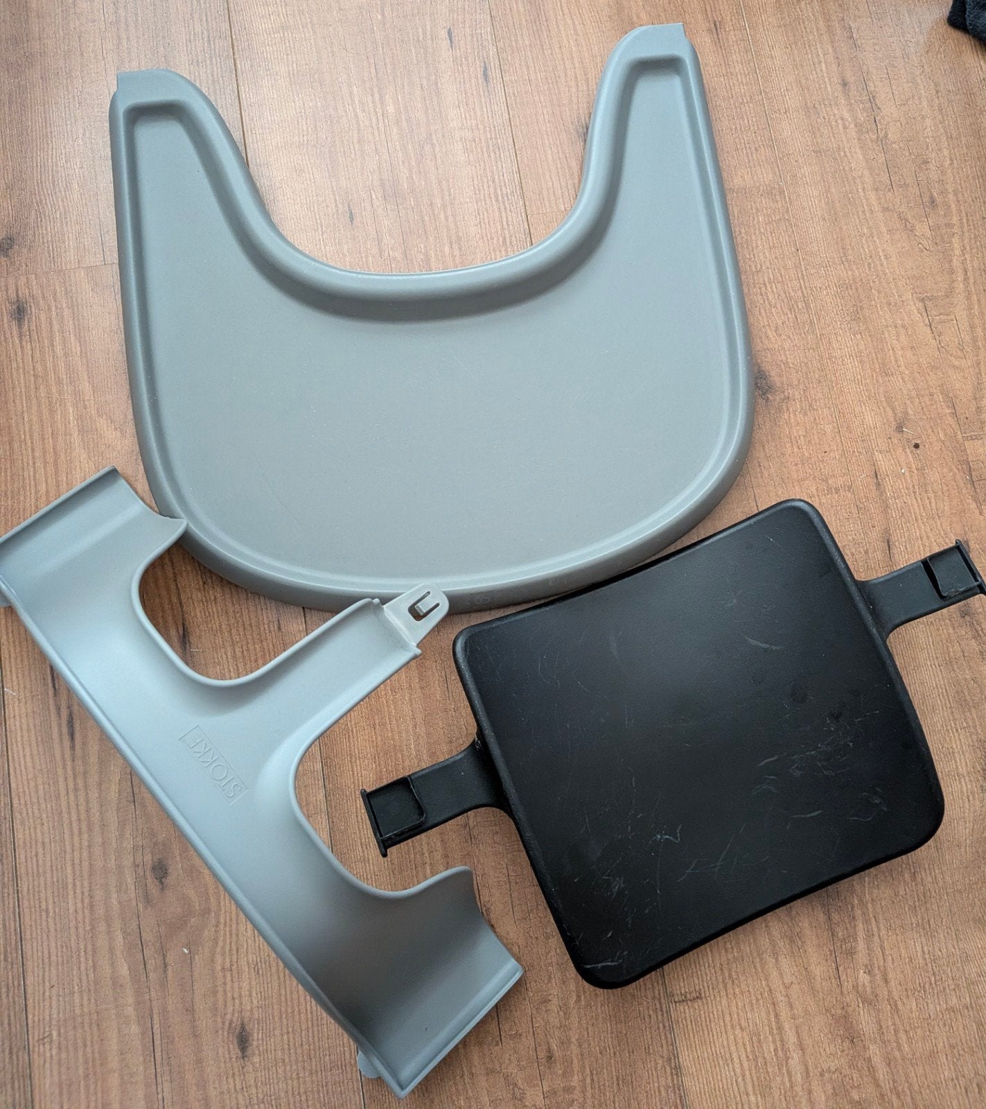 Stokke Tripp Trapp Baby Set V3 + Tray eetblad grijs/zwart, Kinderen en Baby's, Meegroeistoel, Ophalen of Verzenden, Afneembaar eetblad