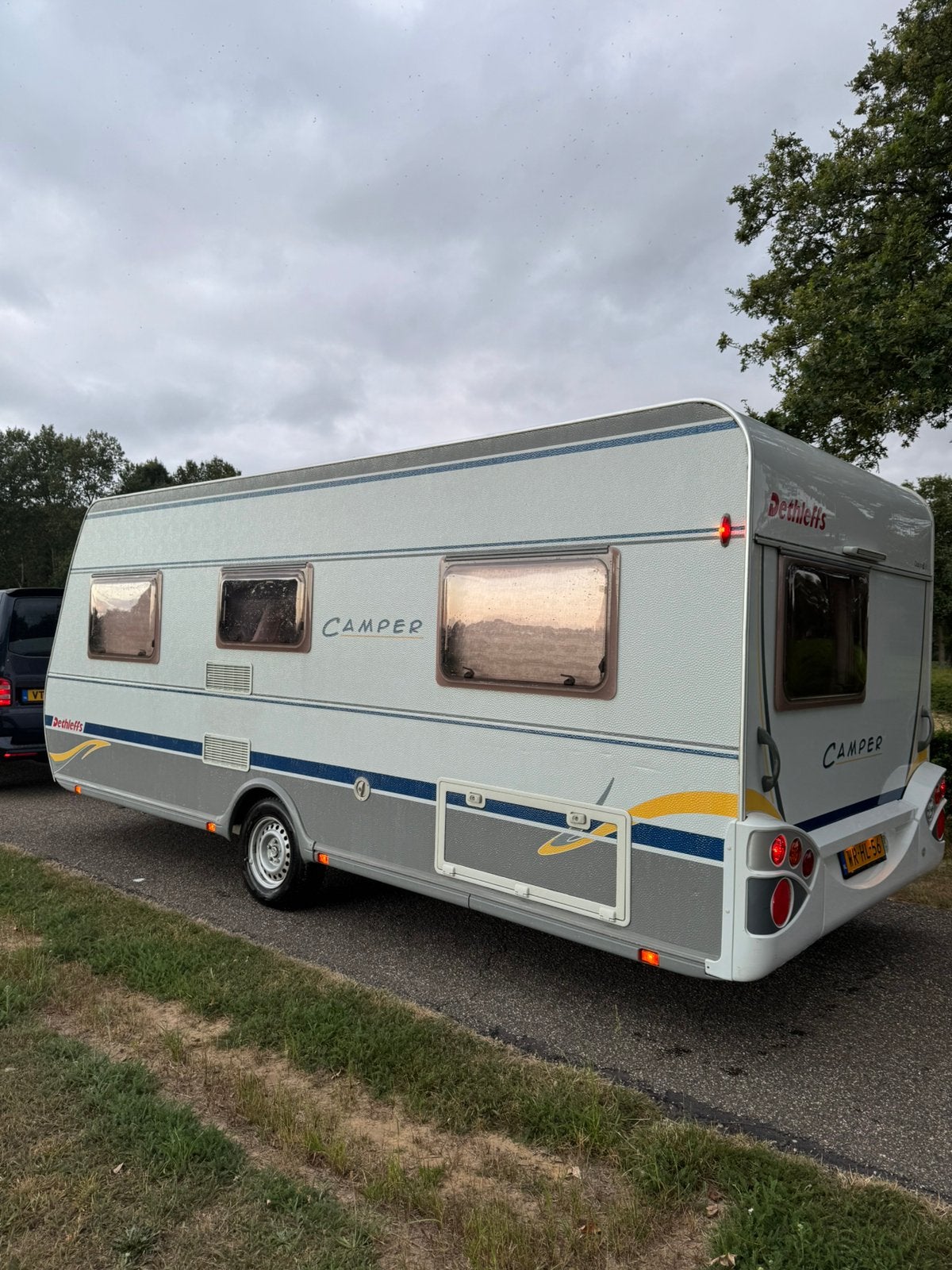 Nette Dethleffs Camper DB 510 2005 voortent met luifel., Rondzit, Particulier, Dethleffs, Tot en met 4