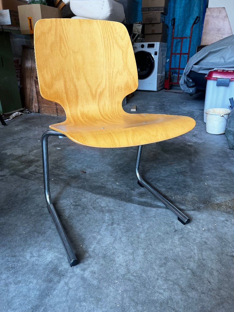 Kusch & Co stapelbare sledestoel, Huis en Inrichting, Stoelen, Ophalen, Overige kleuren, Mid-century en Bauhaus design,, Zo goed als nieuw