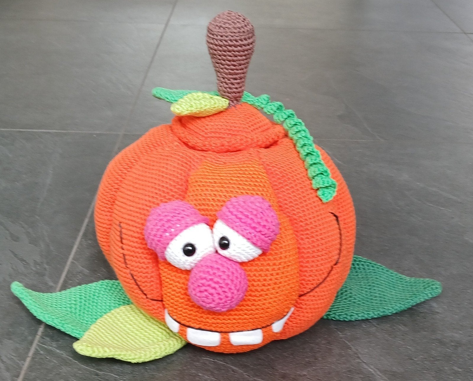 Pompoen gehaakt 20 cm Halloween Herfstdeco, Ophalen of Verzenden, Nieuw, Haken, Overige typen