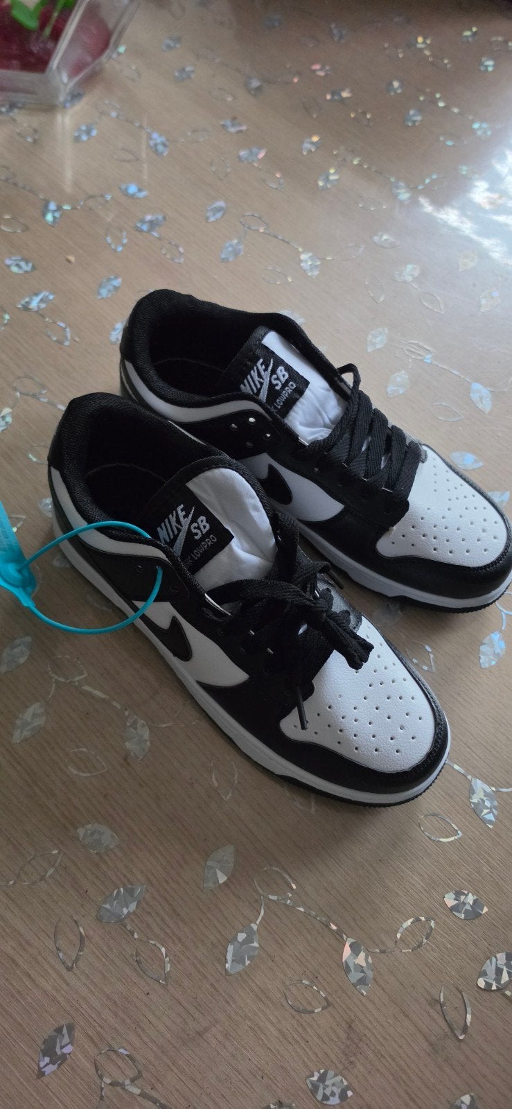 Nike SB Dunk Low Pro Zwart Wit Sneakers, Kleding | Dames, Schoenen, Nieuw, Sneakers of Gympen, Zwart, Ophalen of Verzenden