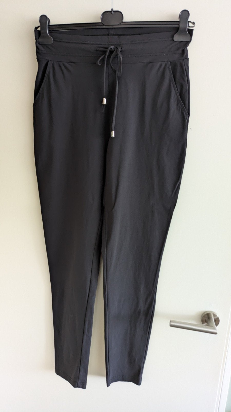 Nicolette Kluijver zwarte travelstof slim fit model. maat L, Kleding | Dames, Zwart, Maat 42/44 (L), Zo goed als nieuw, Lang
