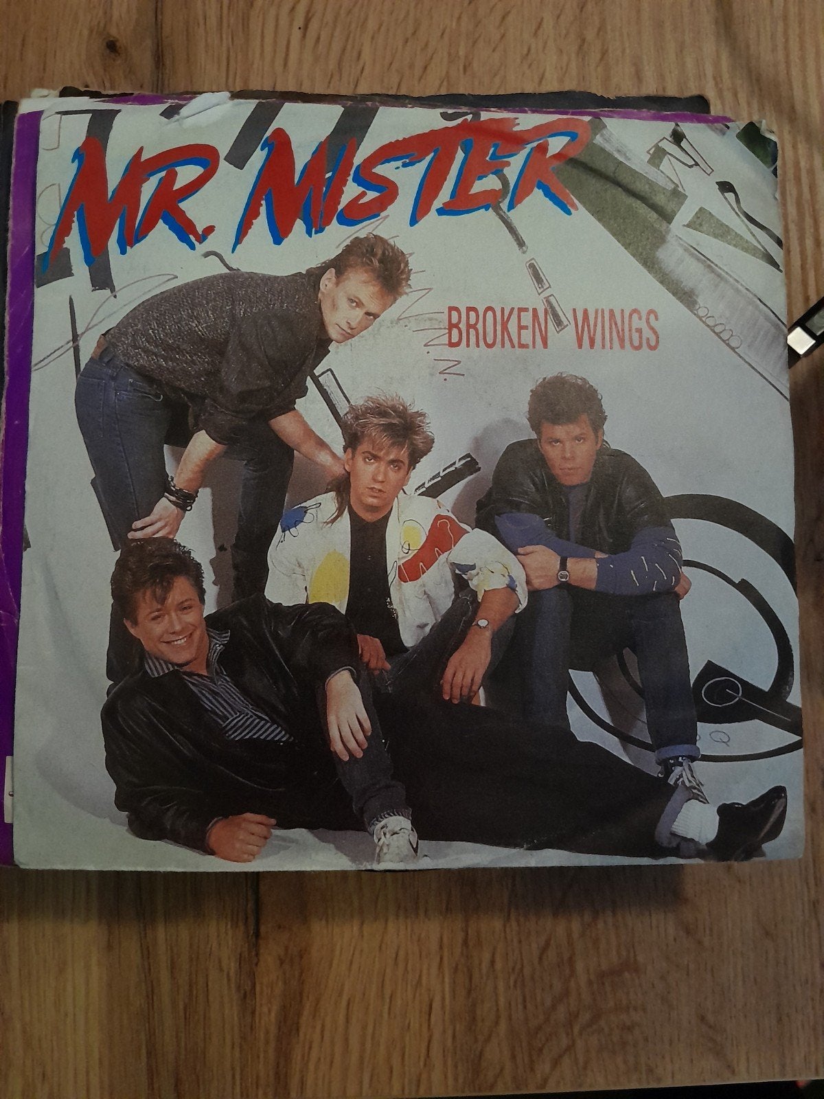 mr mister 7 inch broken wings, Ophalen of Verzenden, Zo goed als nieuw, Pop