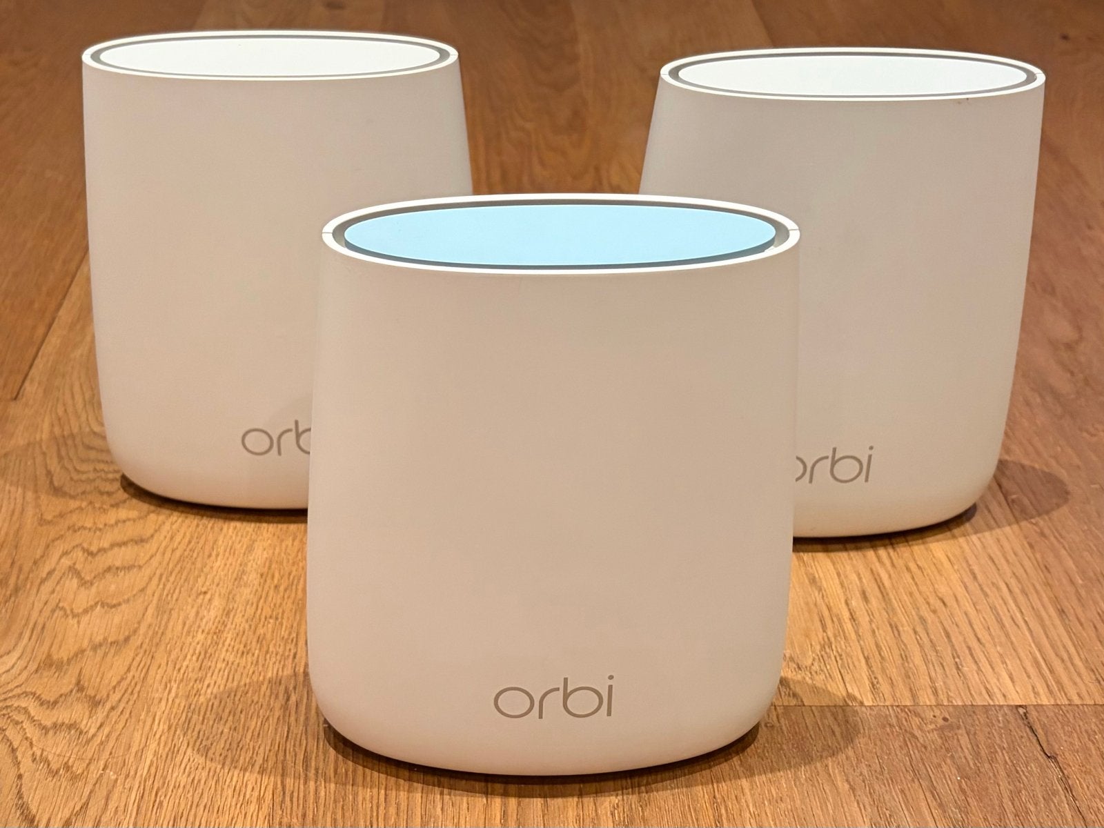 Netgear Orbi Mesh systeem 1x RBR20 2x RBS20, Computers en Software, Routers en Modems, Ophalen of Verzenden, Zo goed als nieuw