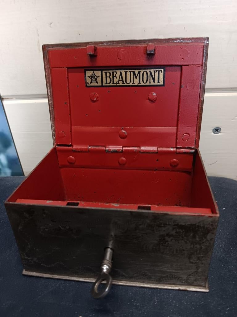 Vintage Beaumont stalen (geld) kistje, Ophalen of Verzenden