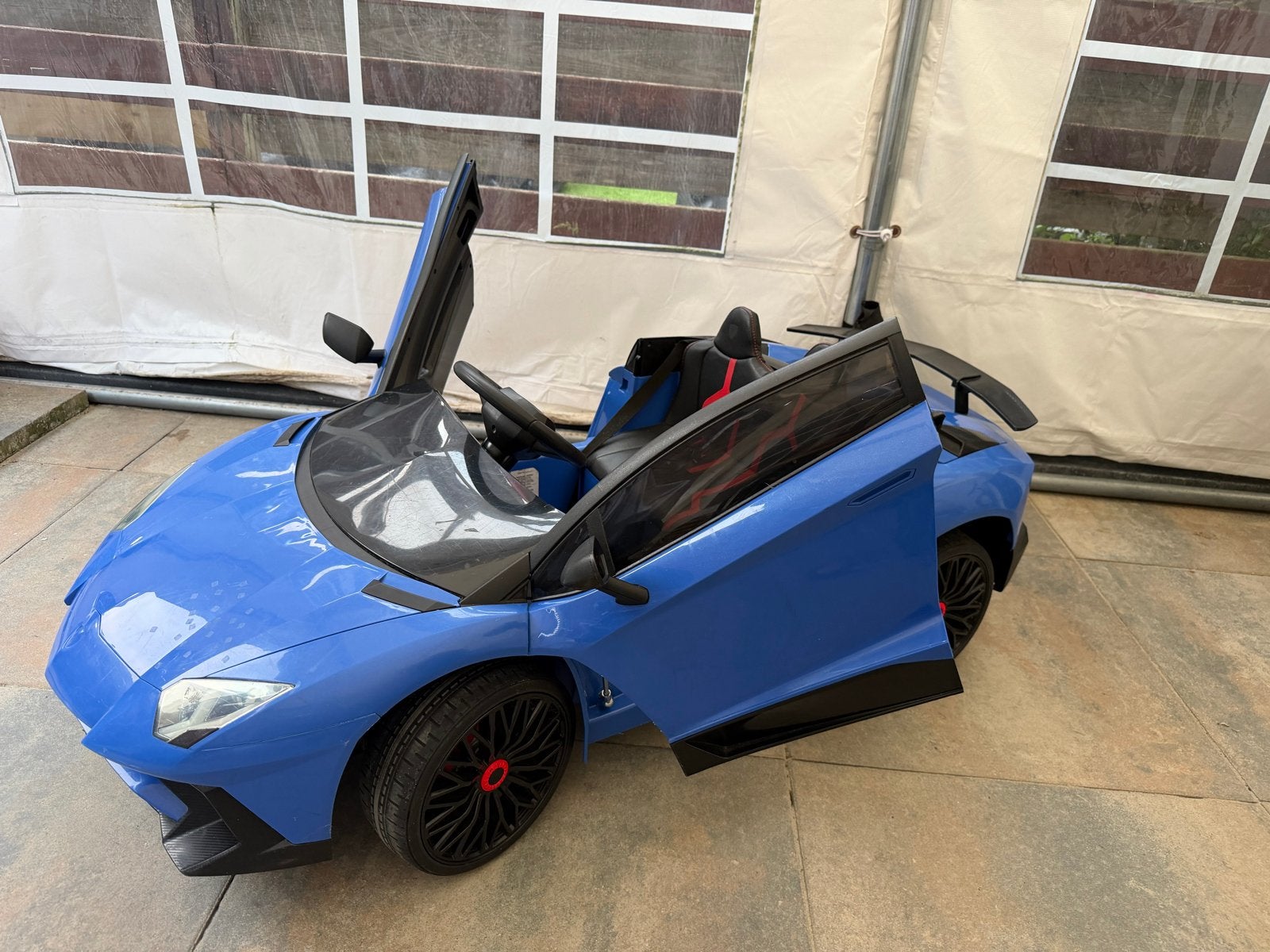 Lamborghini Aventador kinderauto 2 persoons | Nieuwe accu, Kinderen en Baby's, Ophalen of Verzenden, Gebruikt, Afstandsbediening
