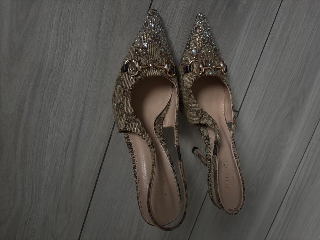 Hakken Gucci, Bruin, Ophalen of Verzenden, Onbekend, Schoenen met hoge hakken