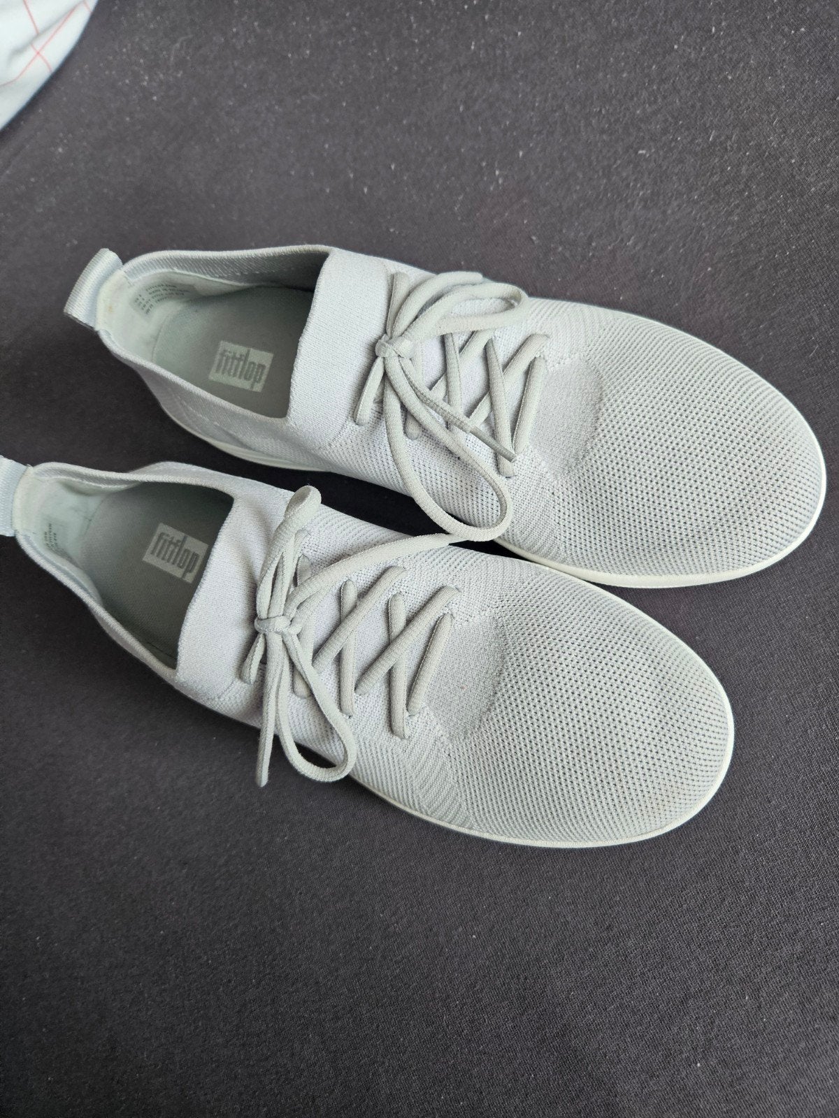 Fitflop sneakers lichtgrijs nieuw m. 39, Nieuw, Ophalen of Verzenden, Sneakers of Gympen, Fitflop