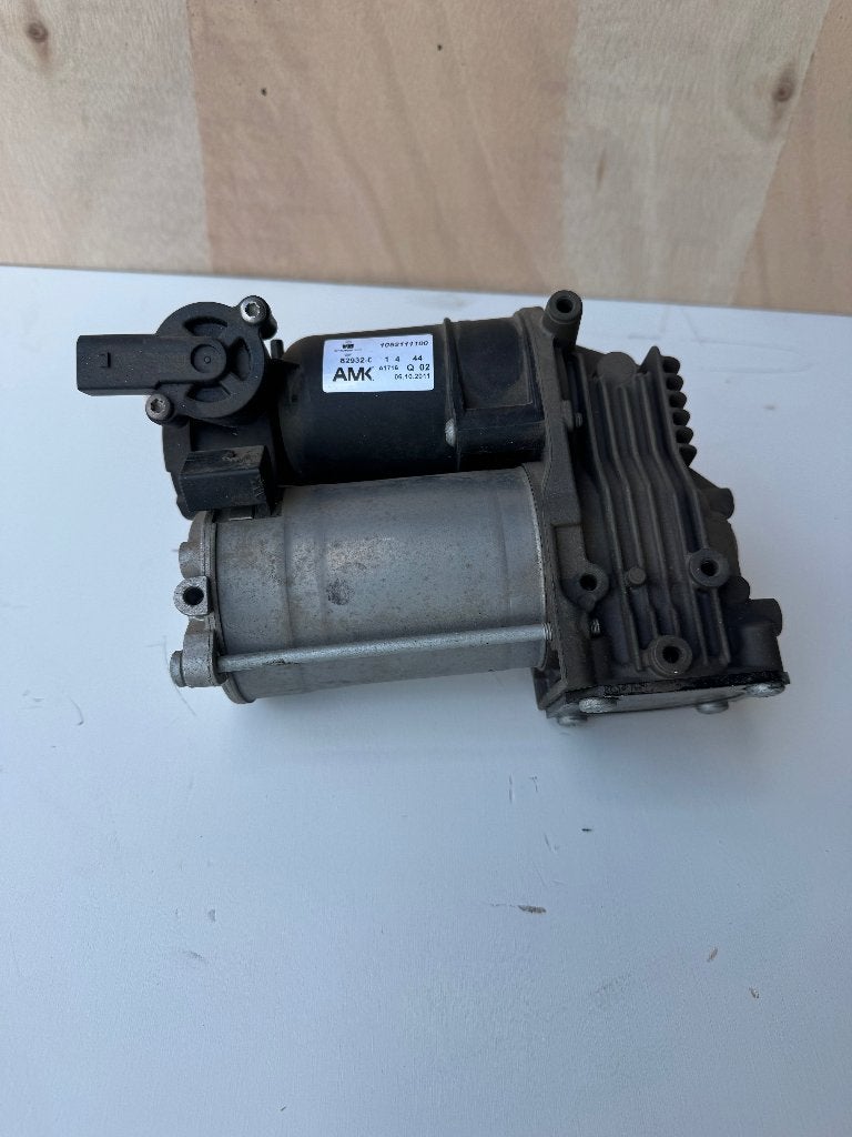 AMK 82932-0  compressor tbv air suspension, Ophalen of Verzenden, Gebruikt