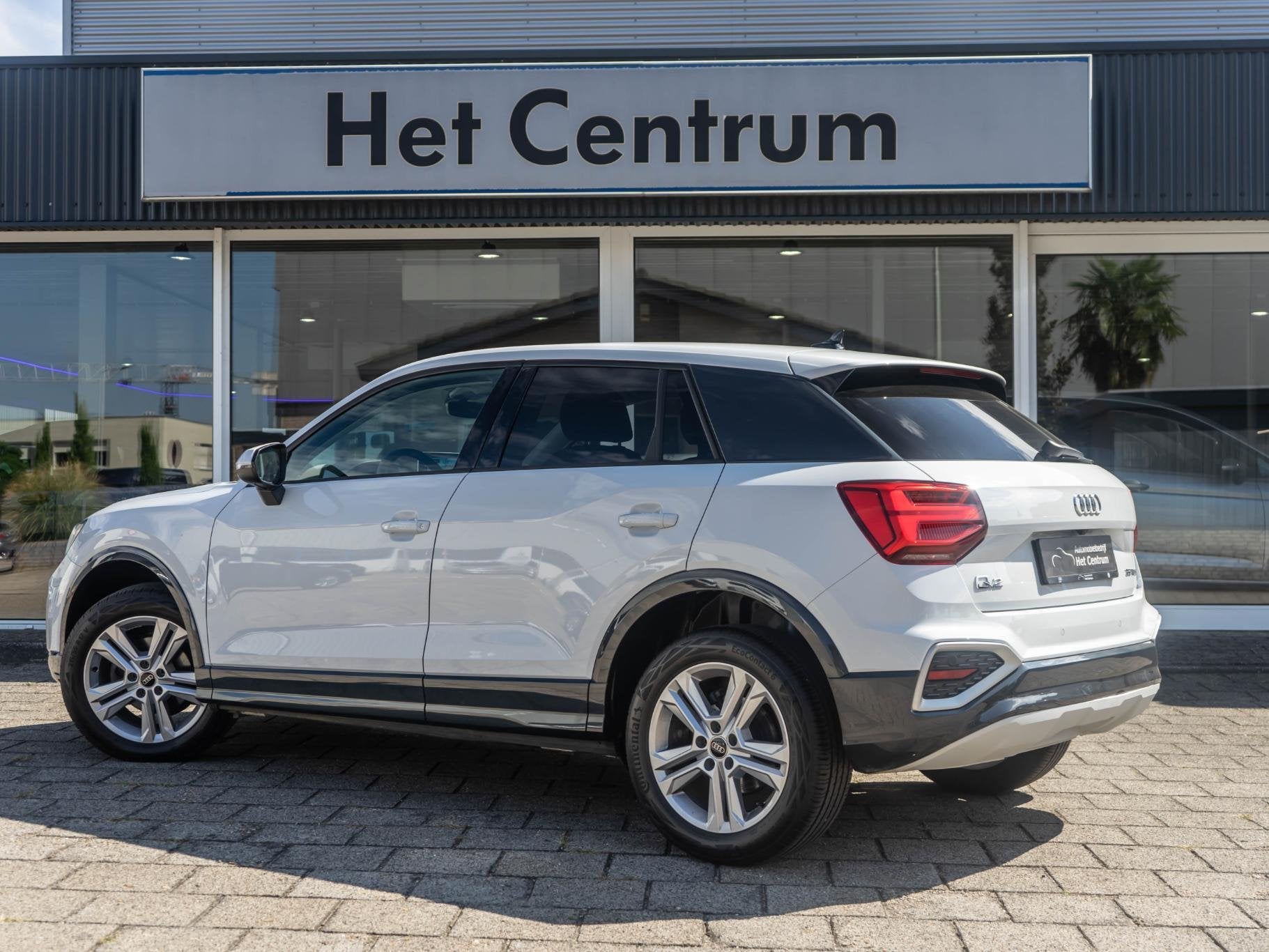 Audi Q2 35 TFSI S Edition DSG (Automaat) Carplay - Camera -, Auto's, 4 cilinders, 150 pk, Leder en Stof, Wit