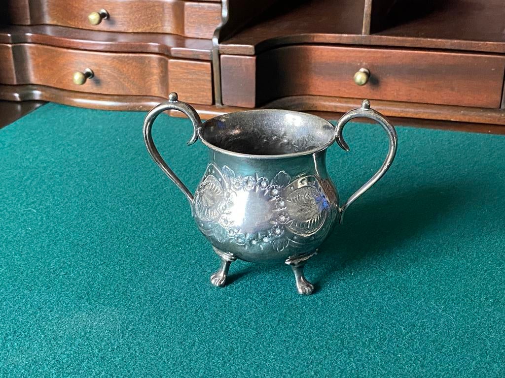 Oude verzilverde suikerpot met leeuwenpootjes, Ophalen of Verzenden