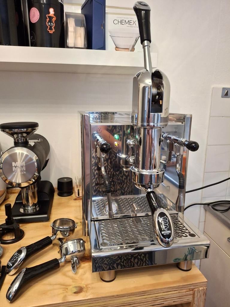 Bezzera Strega - Goed onderhouden espresso machine, Witgoed en Apparatuur, Koffiezetapparaten, Ophalen, Espresso apparaat, Gemalen koffie
