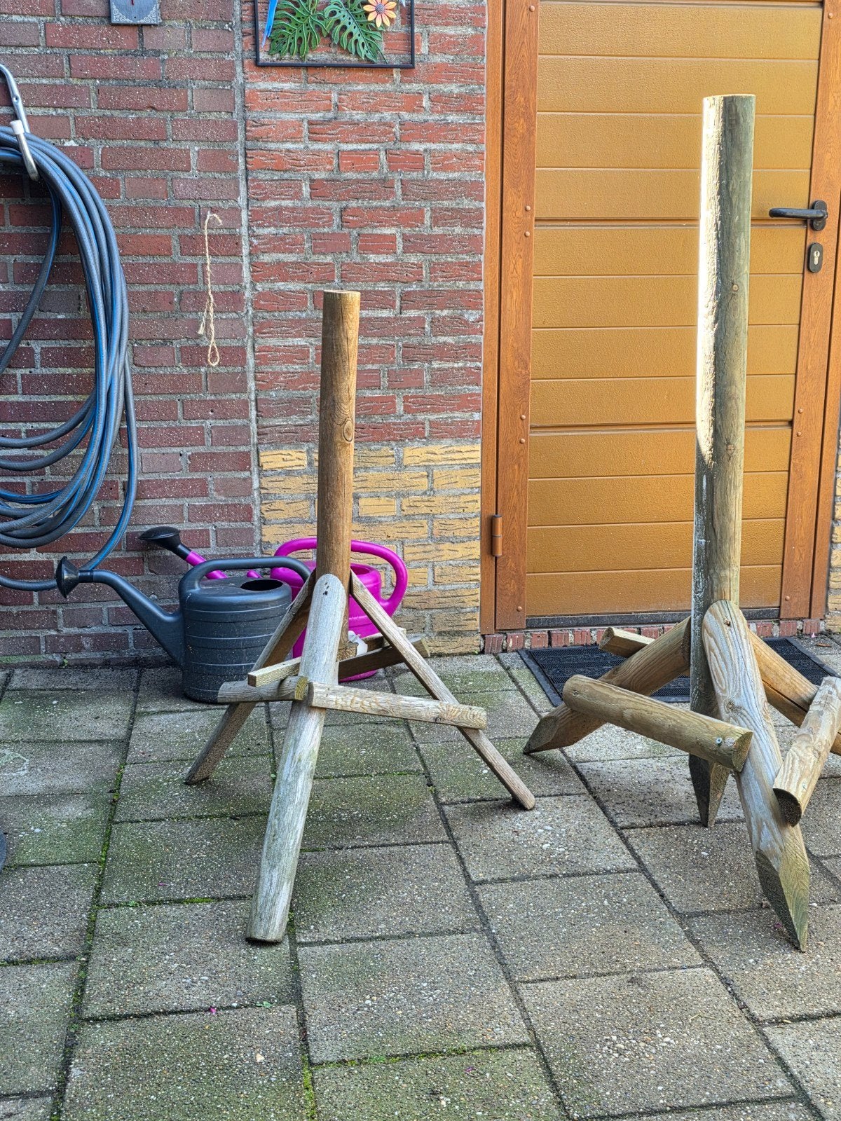 Voet voor vogelhuis 2x, Vrouwelijk