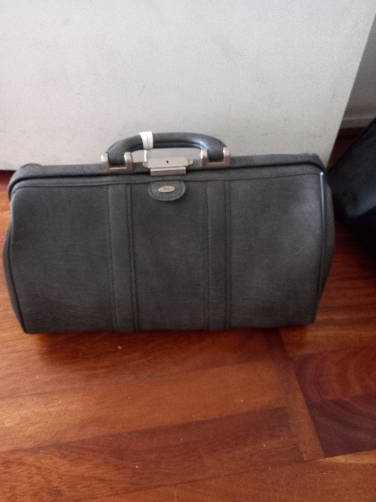 Vintage Dokterstas / Weekendtas - Donkergrijs.nieuw, Sieraden, Tassen en Uiterlijk, Tassen | Reistassen en Weekendtassen, 40 tot 60 cm