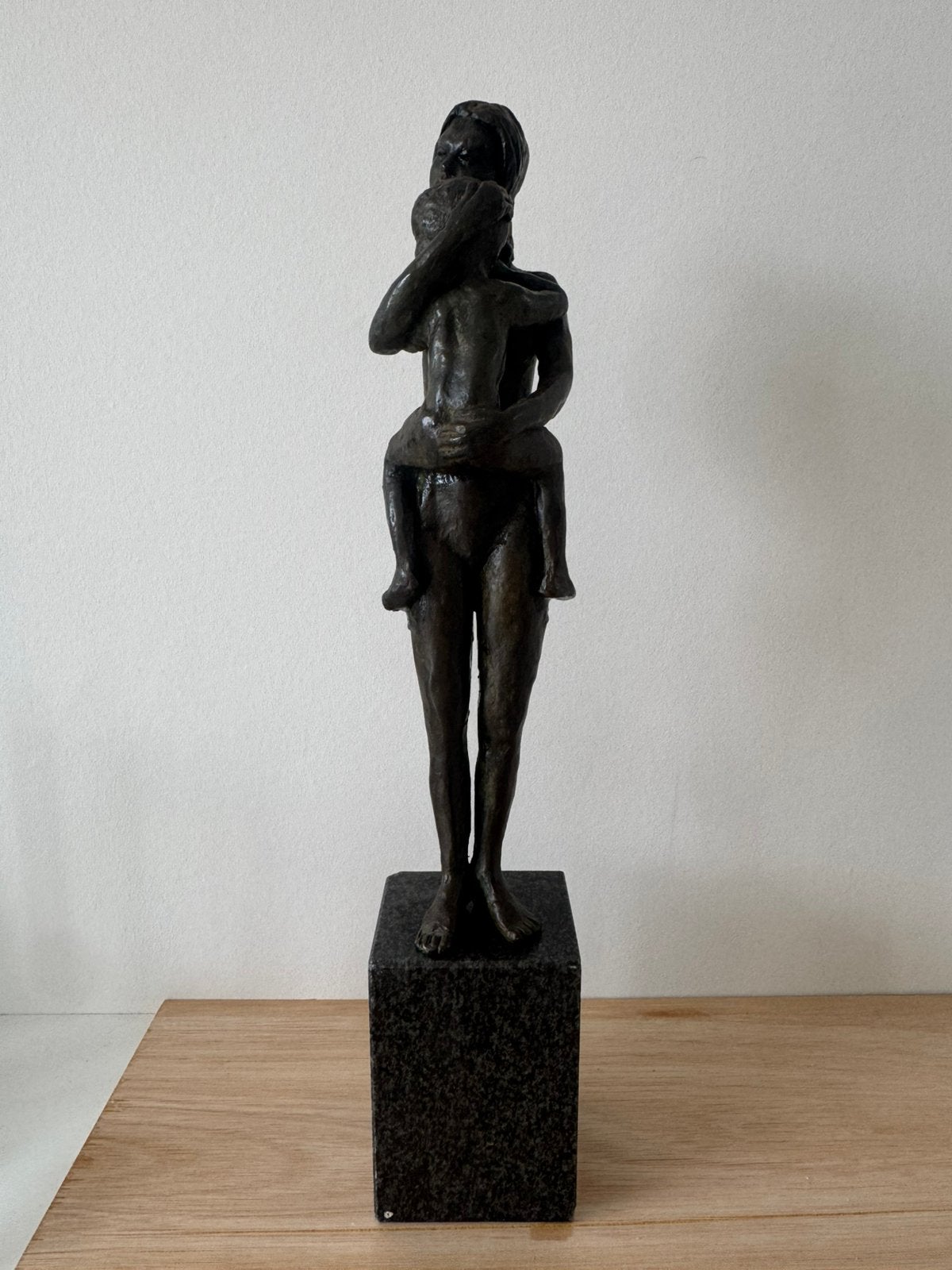 Bronzen beeld, Ophalen