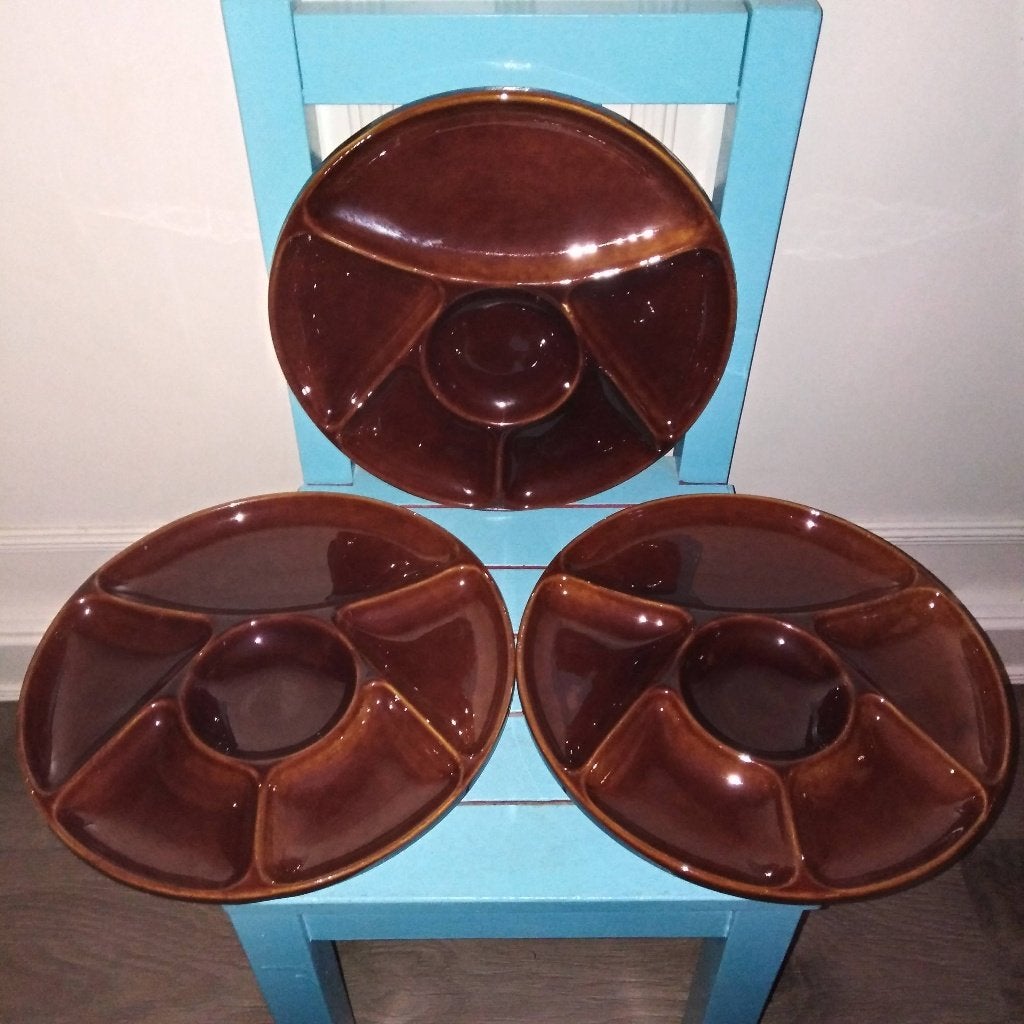 Fondue / gourmet borden bruin 6-vaks 3 stuks, Huis en Inrichting, Keuken | Servies, Ophalen, Gebruikt, Bord(en), Overige stijlen