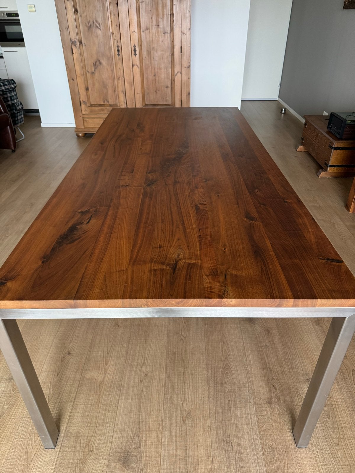 Bert Plantagie Eetkamertafel 220x100 Noten Hout, Huis en Inrichting, Ophalen, 200 cm of meer, 50 tot 100 cm, Zo goed als nieuw