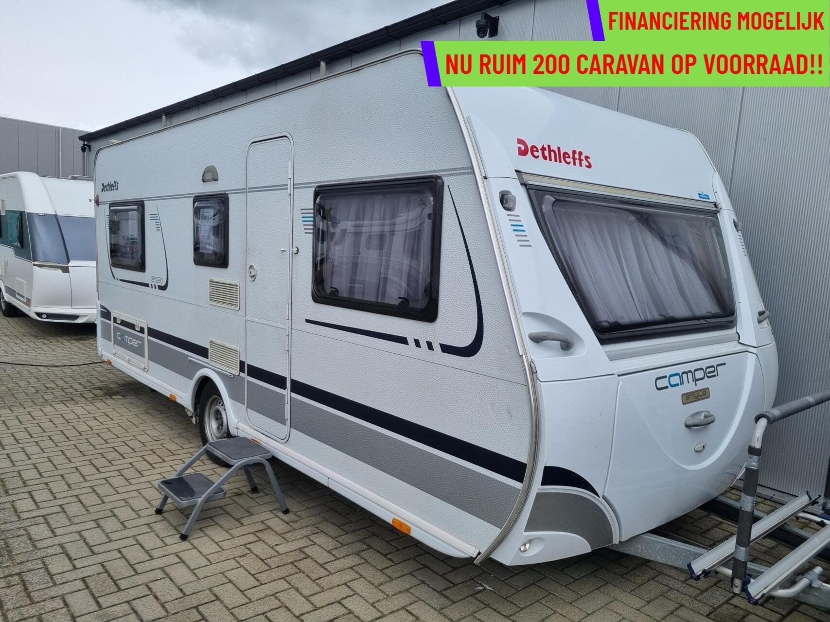 Dethleffs camper style 510 V ENKELE BEDDEN + MOVER +VOORTENT, Caravans en Kamperen, Mover, Rondzit, 7 tot 8 meter, Bedrijf