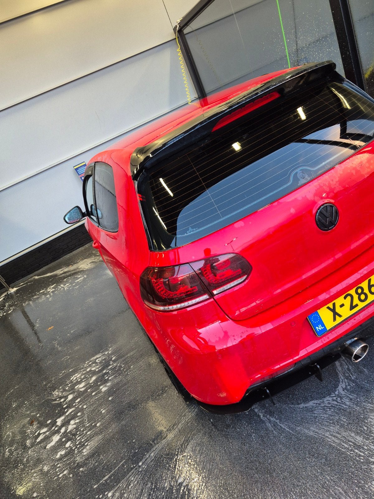 Foto 13 van Volkswagen Golf 1.4 R-PAKKET Sub&speakers MAXTON