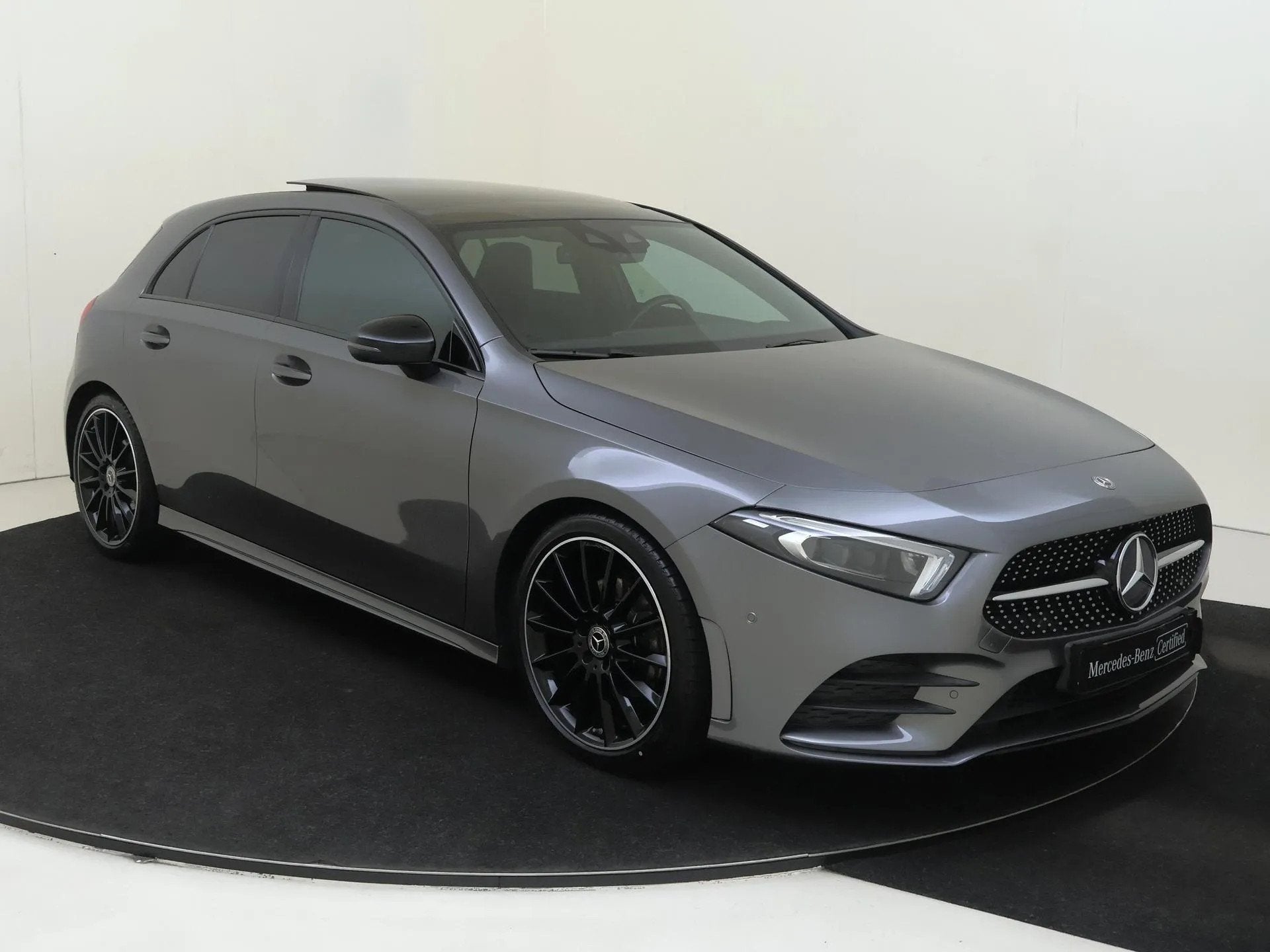 Mercedes-Benz A-Klasse 180 Business Solution AMG (bj 2020), 136 pk, Gebruikt, 680 kg, 4 cilinders