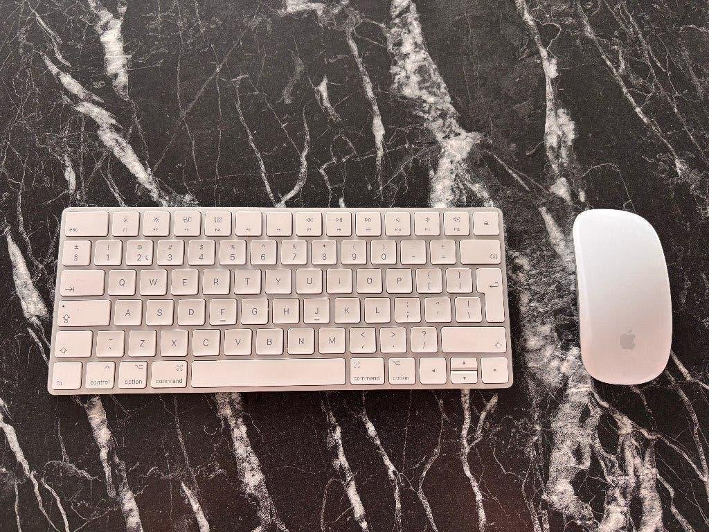 Apple Magic Mouse & Toetsenbord, Muis, Gebruikt, Rechtshandig, Ophalen of Verzenden