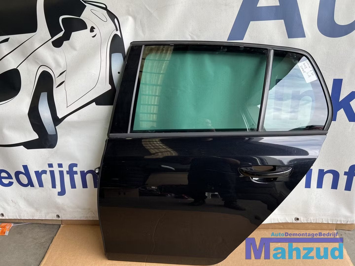 VW GOLF 6 Zwart Links achter deur portier 2009-2014, Auto-onderdelen, Gebruikt, Volkswagen AG, Achter, Berliner Ring 2
38440  Wolfsburg, DE