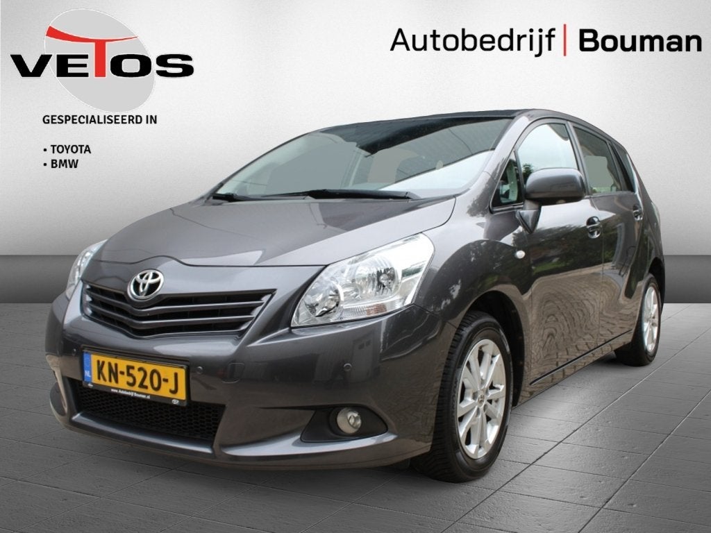Toyota Verso 1.6 Panoramic / 7 persoons / Trekhaak 1300KG! /, Auto's, Gebruikt, 4 cilinders, 132 pk, Handgeschakeld