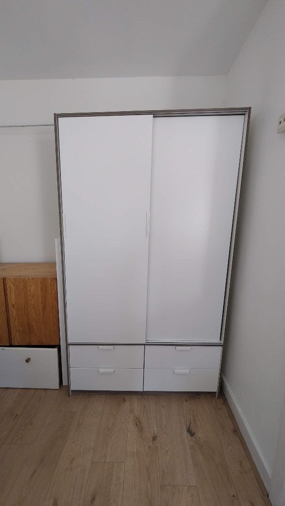 IKEA TRYSIL Kledingkast 202x118x61(Wardrobe) - Goede staat, Ophalen, Gebruikt, 100 tot 150 cm, 200 cm of meer