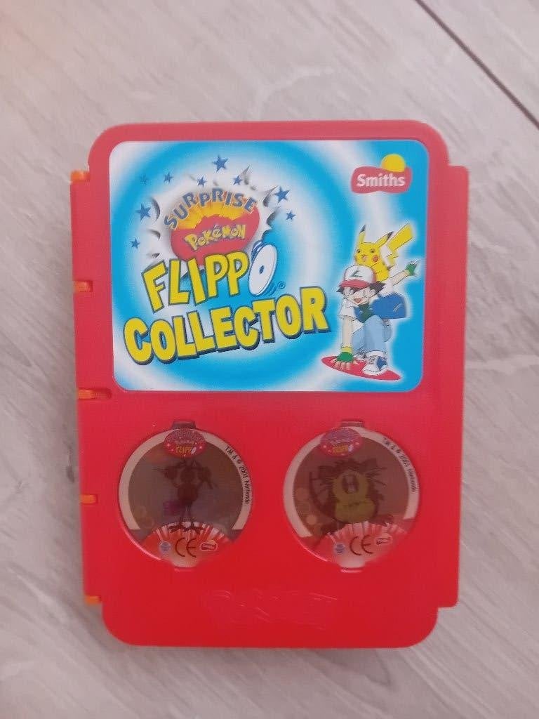 Surprise Pokémon flippo collector / compleet / smiths, Verzamelen, Flippo's, Ophalen of Verzenden, Verzameling, Met verzamelmap(pen)