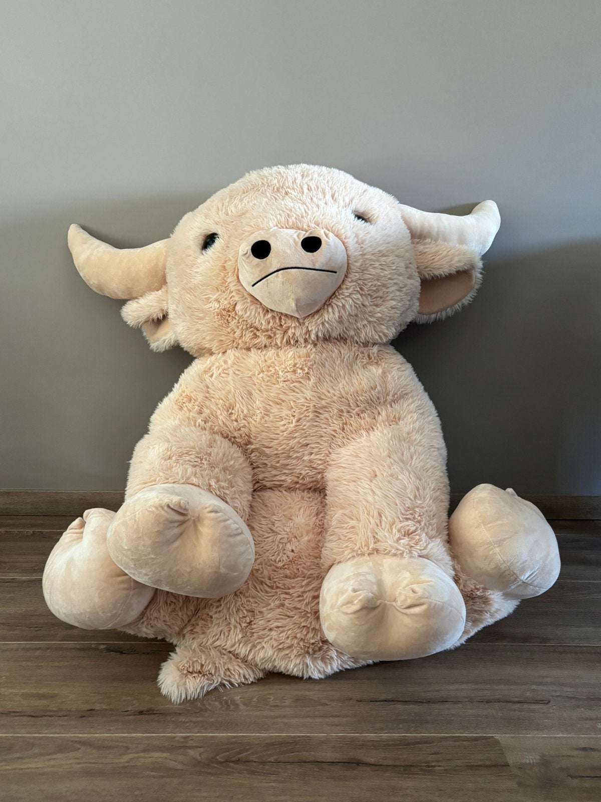 Groot knuffel stier (prijs is nog overlegbaar)!, Overige merken, Overige karakters, Beer, Ophalen of Verzenden