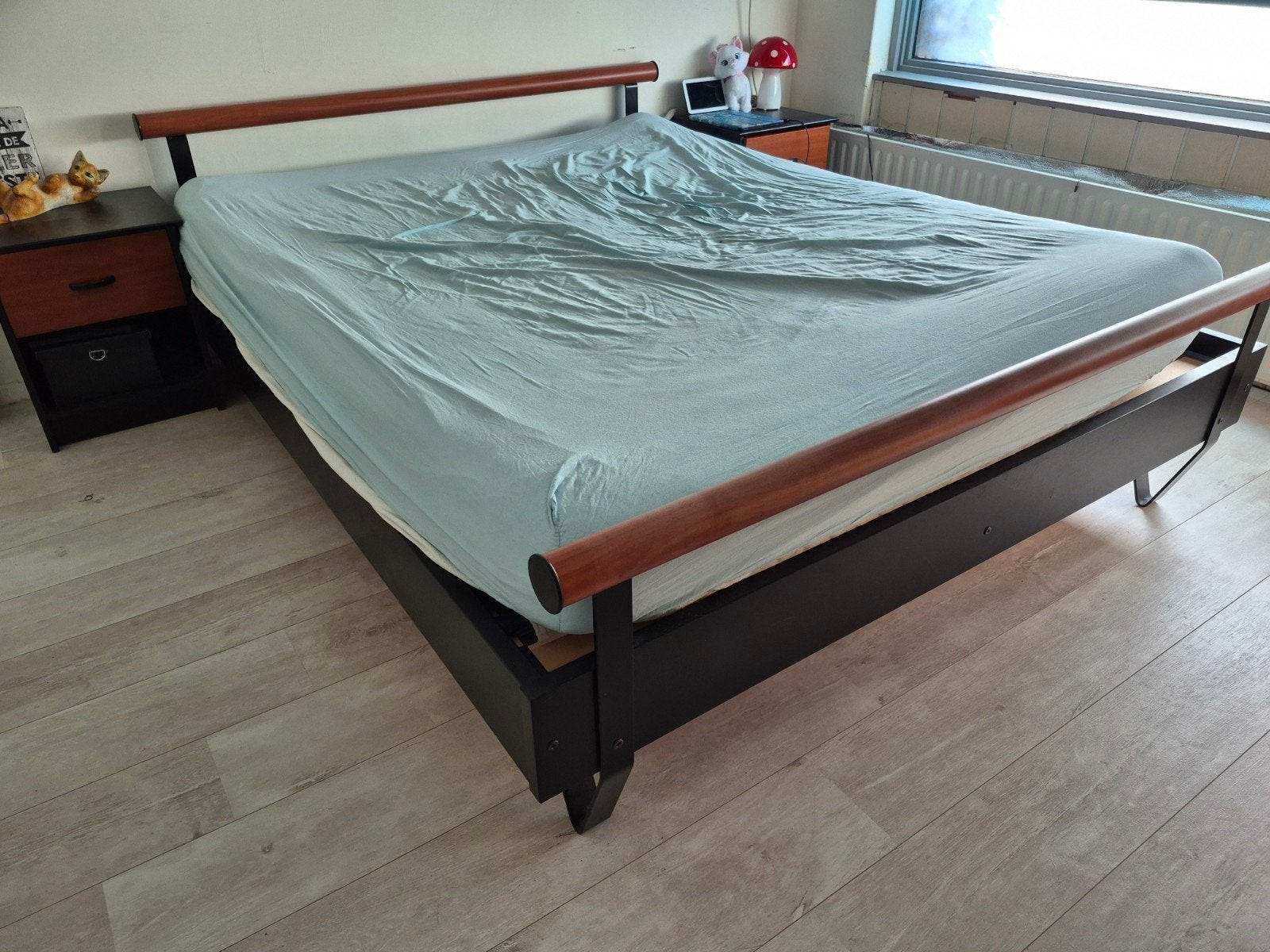 Bedombouw inclusief nachtkastjes en lattenbodem 160x200, Ophalen, Gebruikt, Tweepersoons, 160 cm