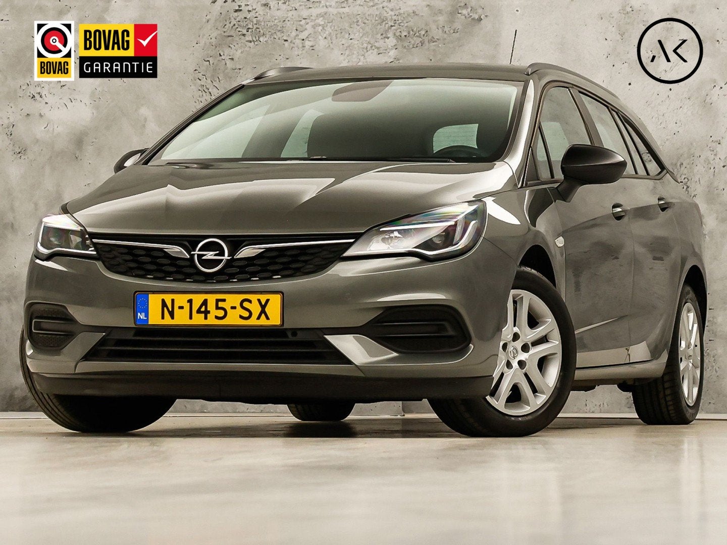 Opel Astra Sports Tourer 1.2 Sport (APPLE CARPLAY, NAVIGATIE, Auto's, Voorwielaandrijving, 12 maanden, Stof, Gebruikt