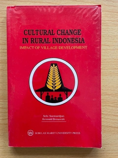 Veranderingen op het Indonesische platteland, Ophalen of Verzenden, Zo goed als nieuw, Selo Soemardjan, Kennon Breazeale, Godwin C. Chu