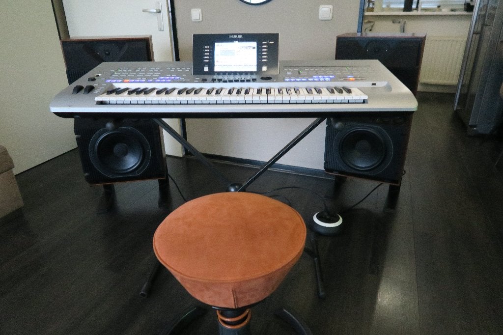 Yamaha Tyros 4 S in Topstaat, Muziek en Instrumenten, Keyboards, Ophalen, 61 toetsen, Midi-aansluiting, Yamaha