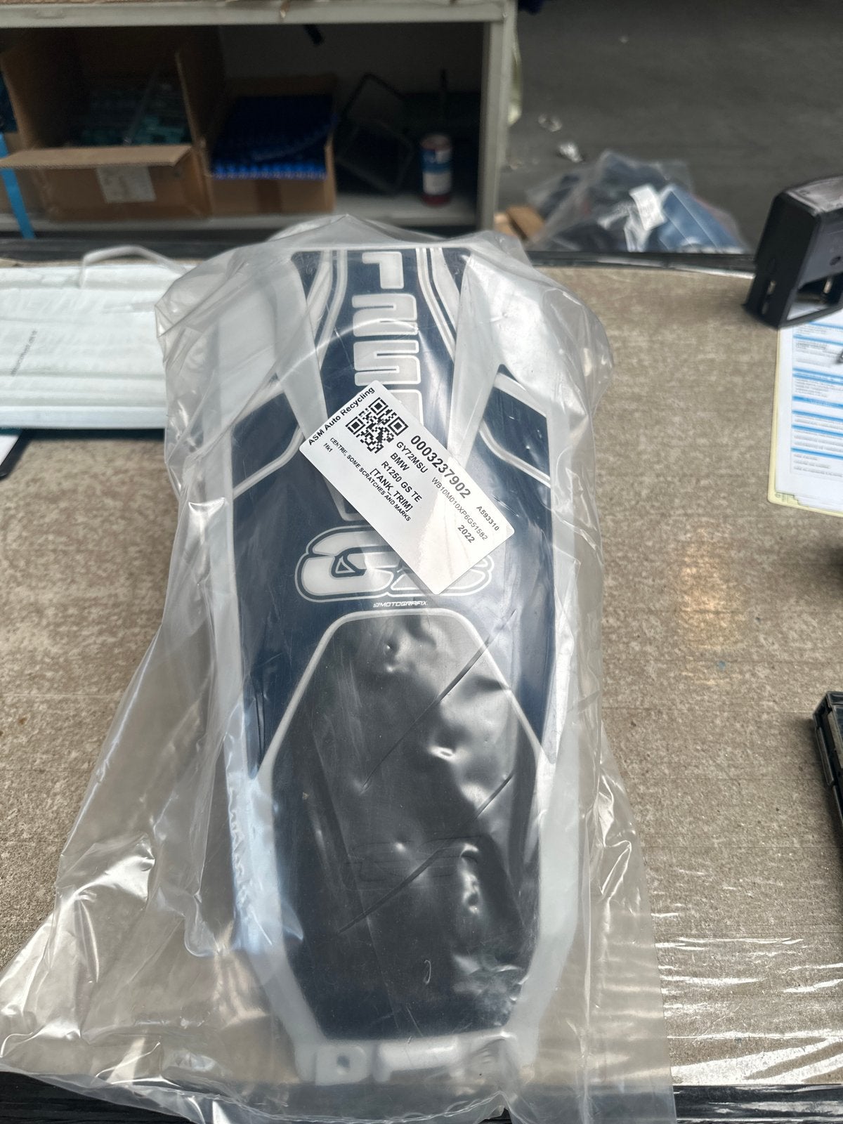 BMW R1250 GS TE Tank Trim (2022) - Nieuwstaat, Ophalen, Nieuw